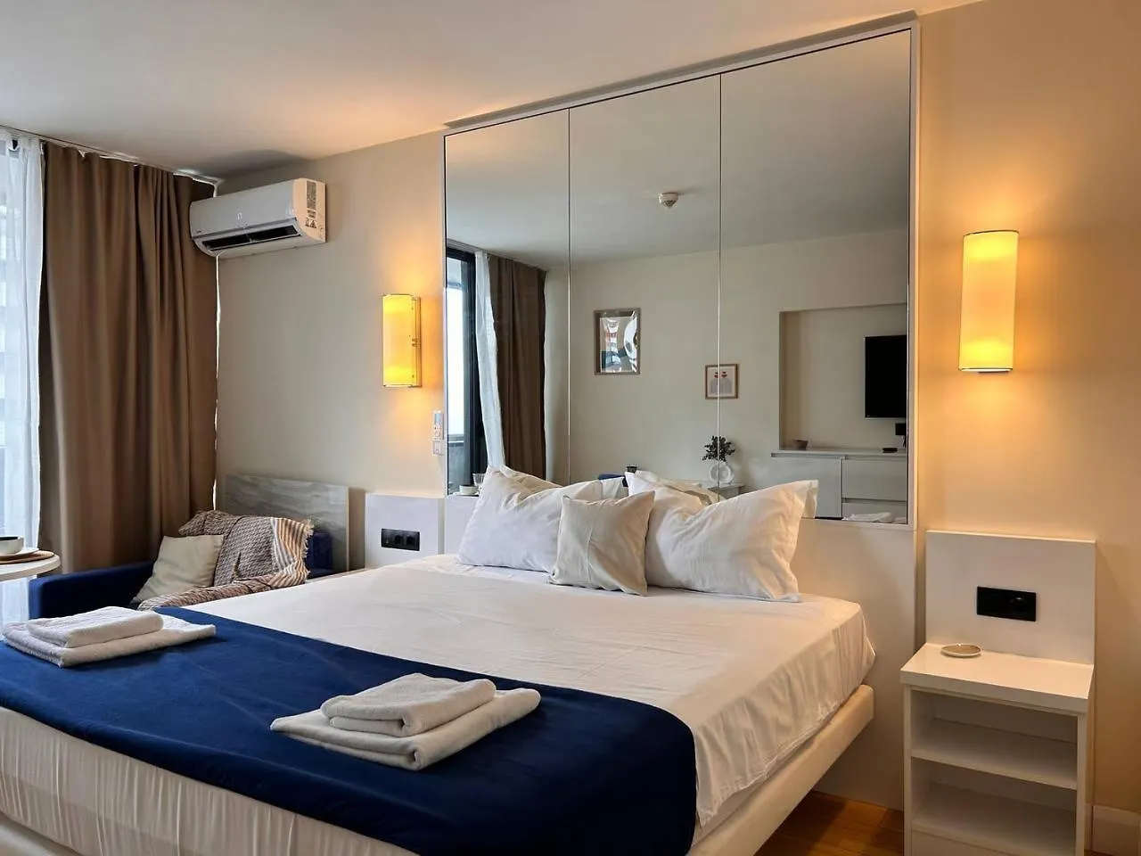 Orbi City Ge Batumi 4*,